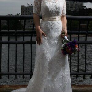 FOR SALE: One-Time Used Casablanca Wedding Dress Size:14